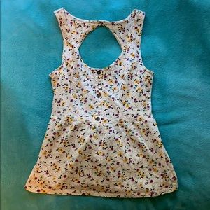 O’NEILL tank top w/ back cut out